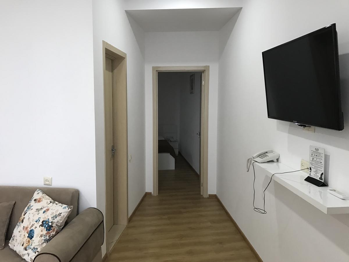Hotel Marseille Батумі Екстер'єр фото