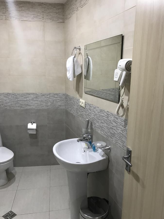 Hotel Marseille Батумі Екстер'єр фото