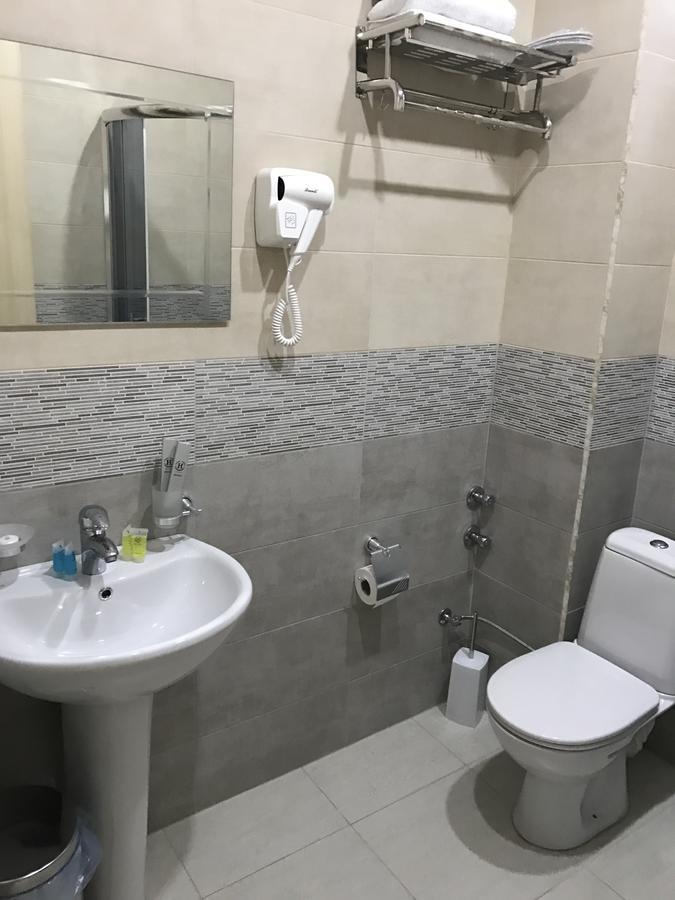 Hotel Marseille Батумі Екстер'єр фото