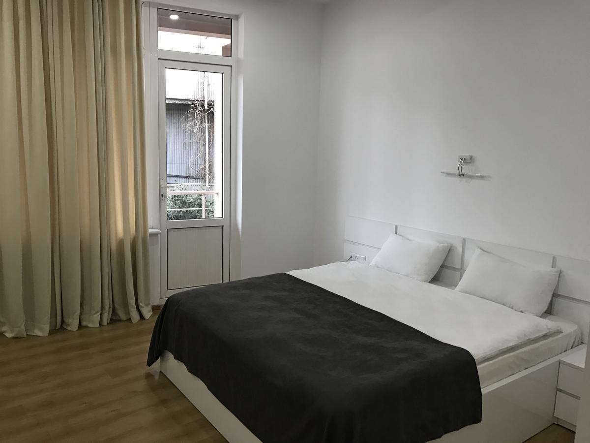 Hotel Marseille Батумі Екстер'єр фото