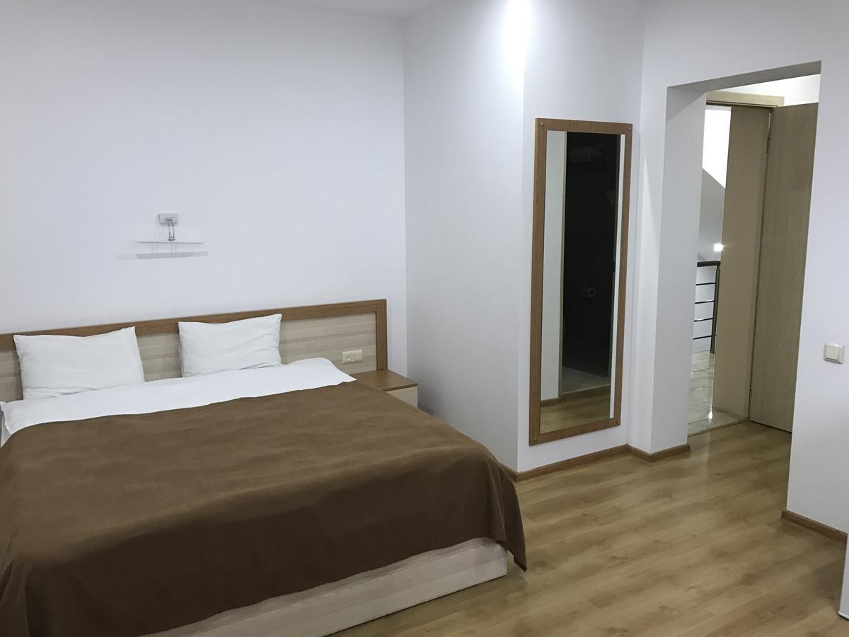 Hotel Marseille Батумі Екстер'єр фото