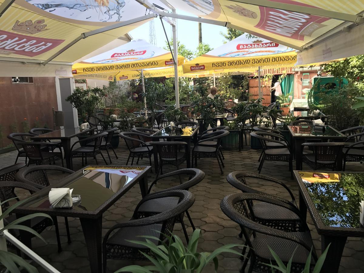 Hotel Marseille Батумі Екстер'єр фото