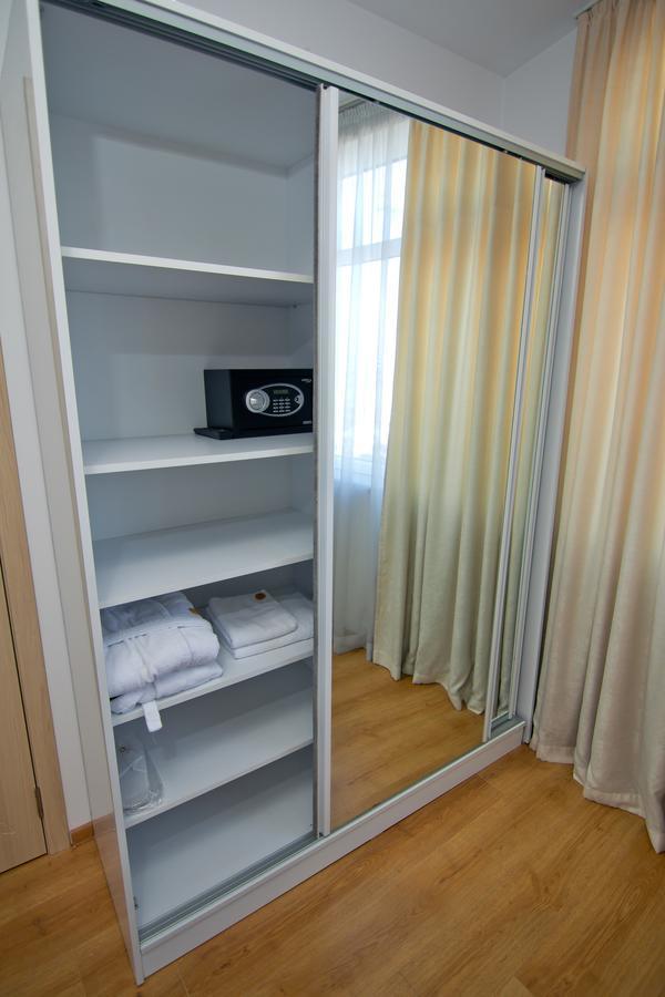 Hotel Marseille Батумі Екстер'єр фото